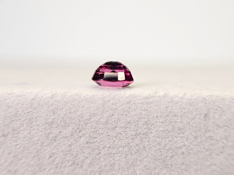 RDGA-6　ロードライトガーネット　1.22ct
