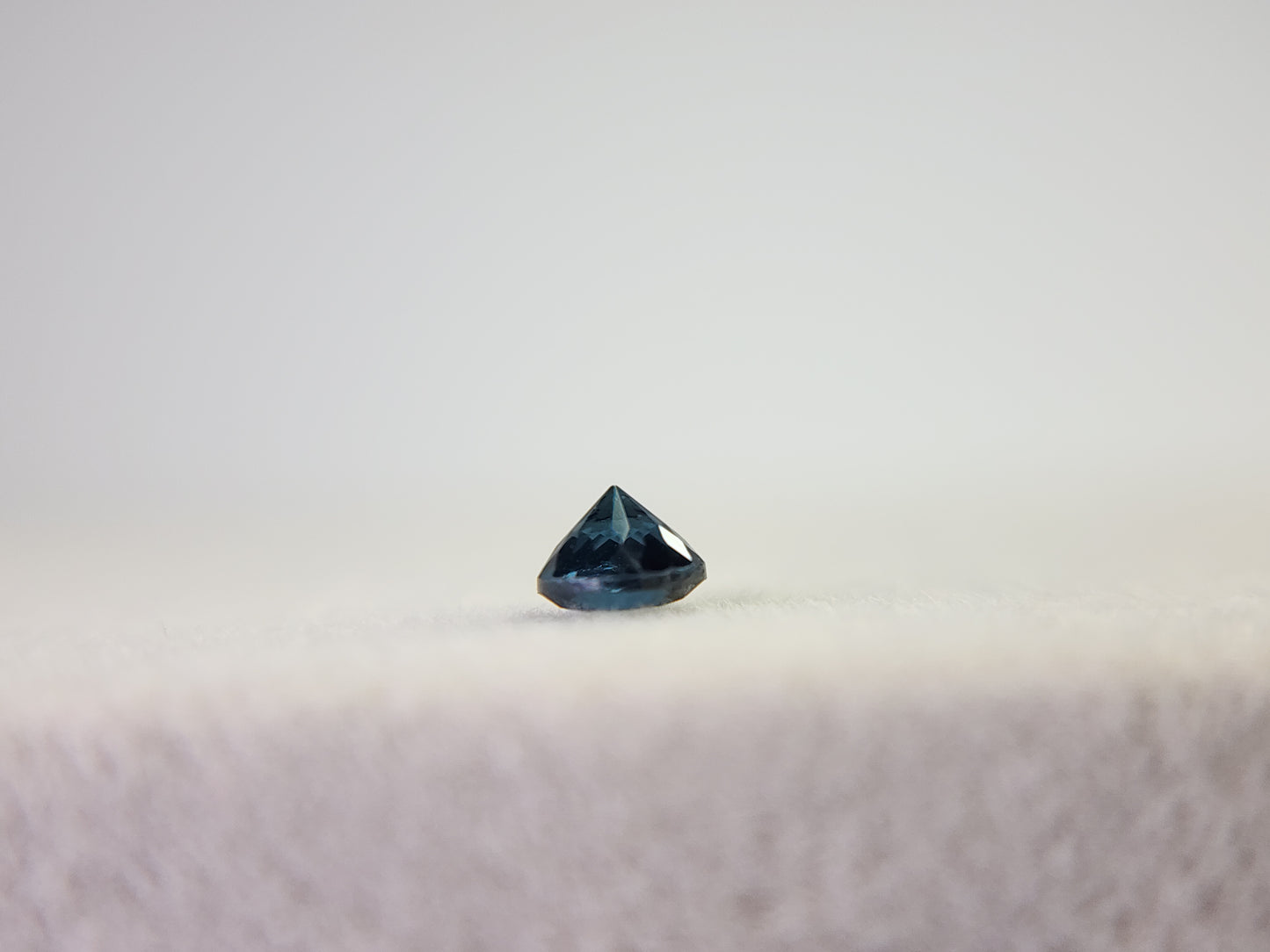 0929-3　ブルースピネル　0.28ct