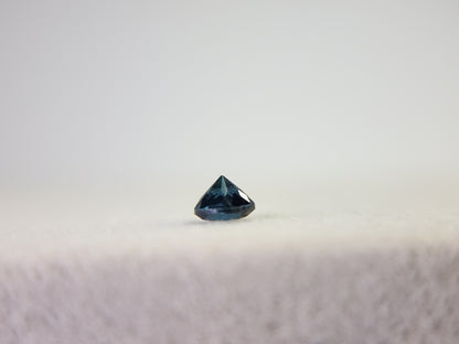 0929-3　ブルースピネル　0.28ct