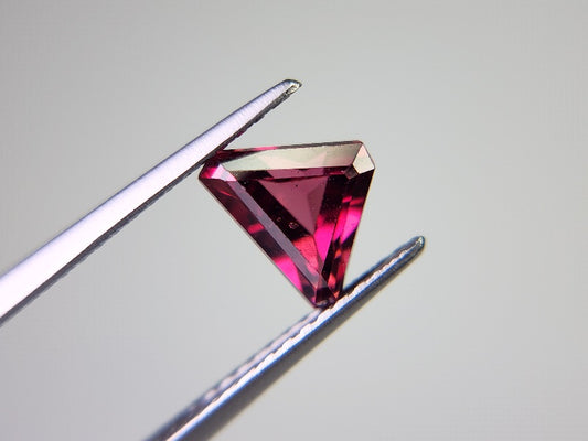 RDGA-12　ロードライトガーネット　1.30ct