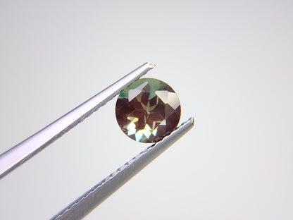 0504-11　バイカラーアンデシン　0.81ct