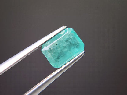 EM-9　エメラルド　1.05ct