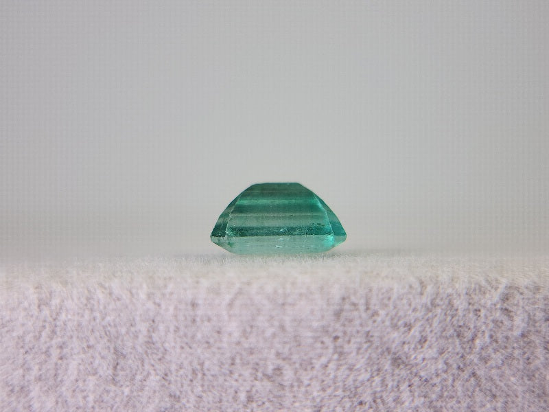 EM-7　エメラルド(ザンビア産)　0.59ct
