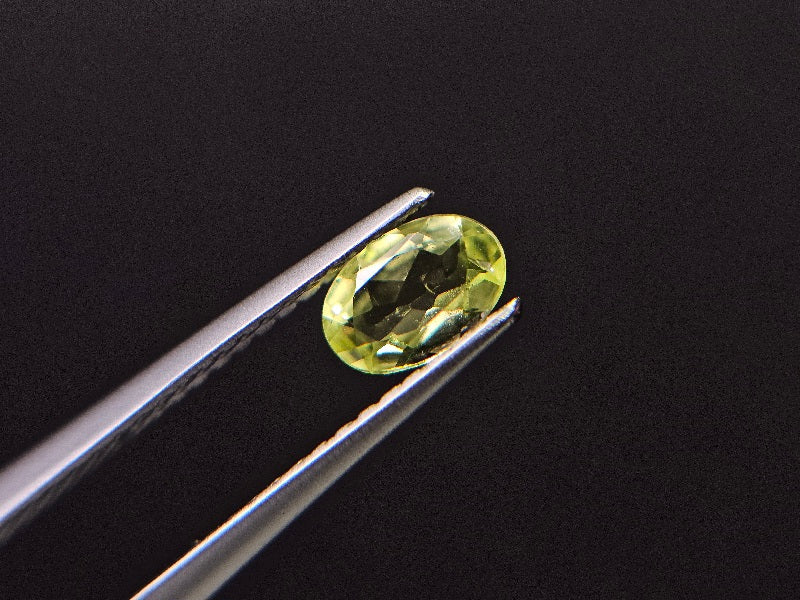 PCRS-8　パロットクリソベリル　0.45ct