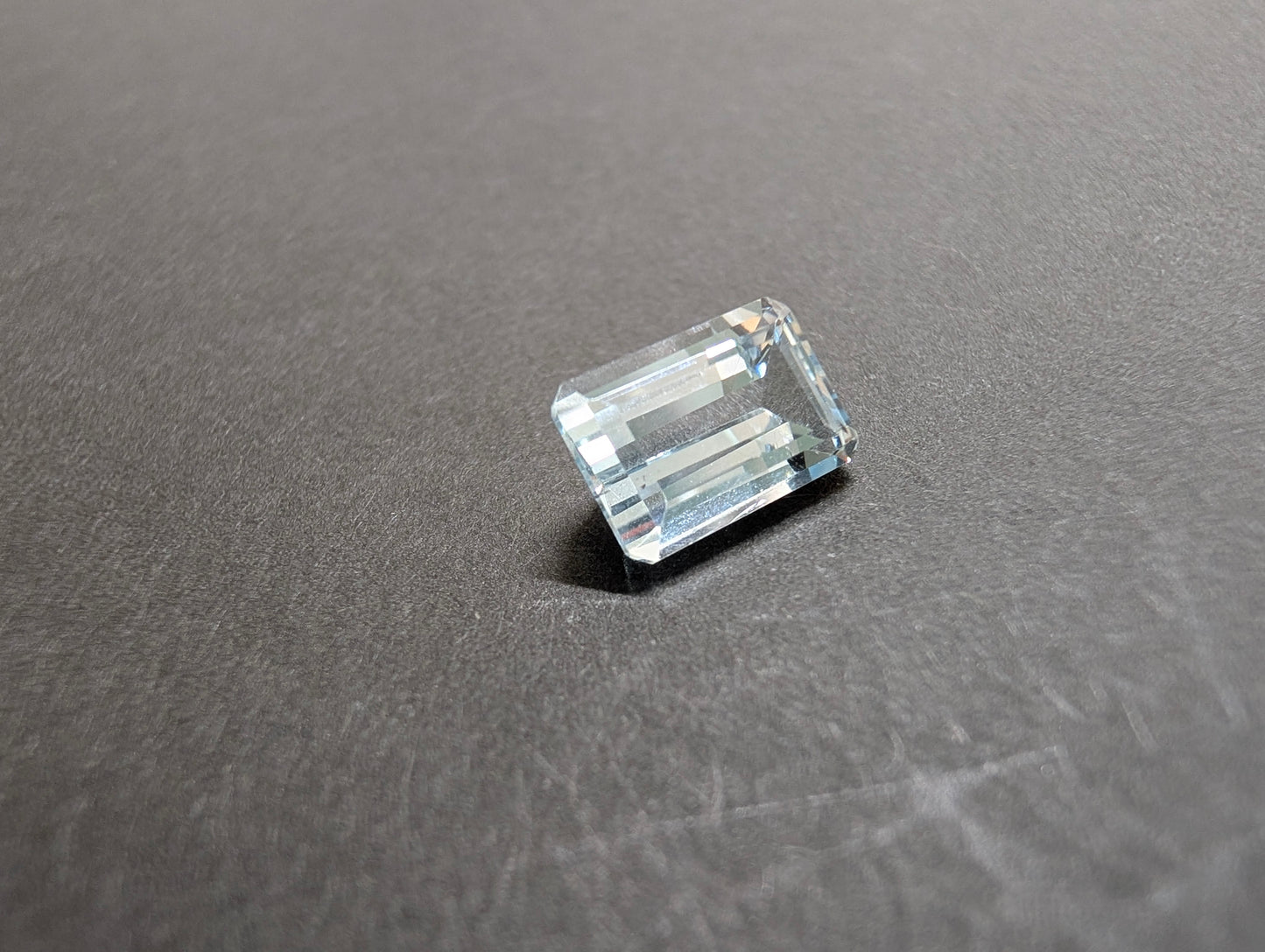 0077 バイカラートパーズ 3.28ct