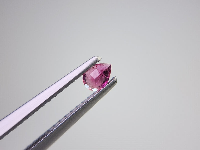 0286-1　レッドベリル　0.11ct