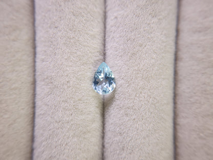 0008-8　アクアマリン　ペアシェイプ　0.52ct