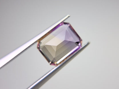 AMT-14　アメトリン　2.35ct