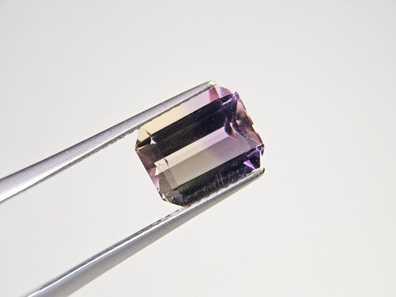 AMT-4　アメトリン　3.45ct