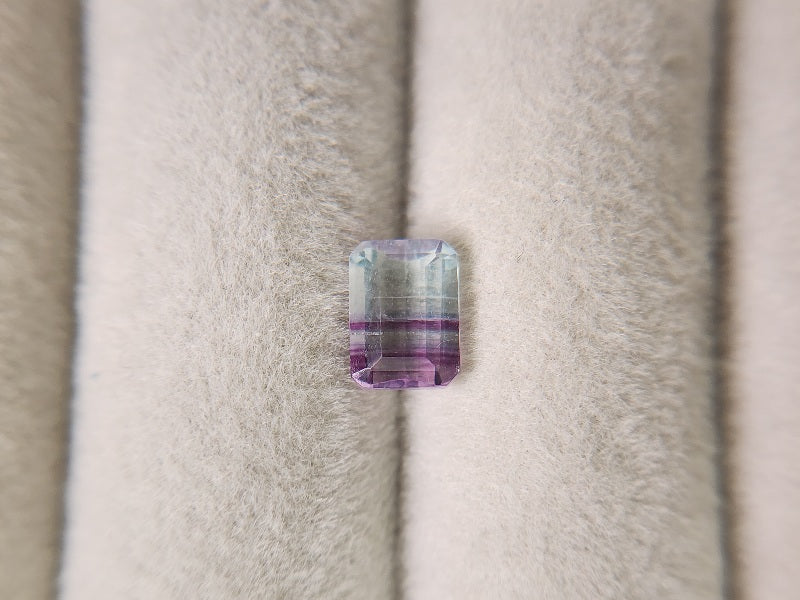 0155-2　バイカラーフローライト　1.25ct