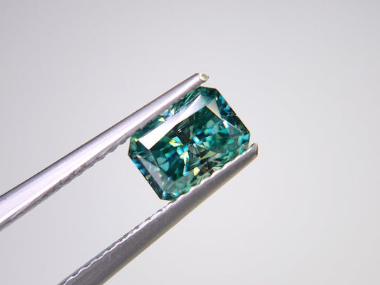 【期間限定】10/18まで　合成グリーンモアッサナイト(5mm)　0.95ct　⑧