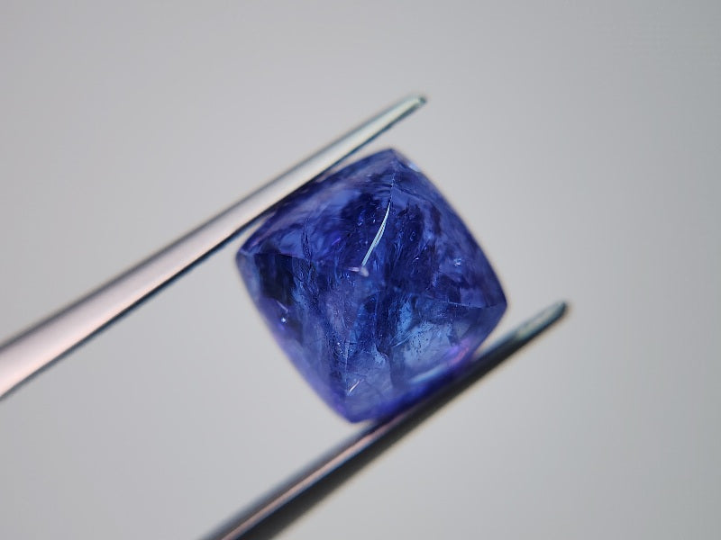 0938-22　タンザナイト(処理)　7.09ct