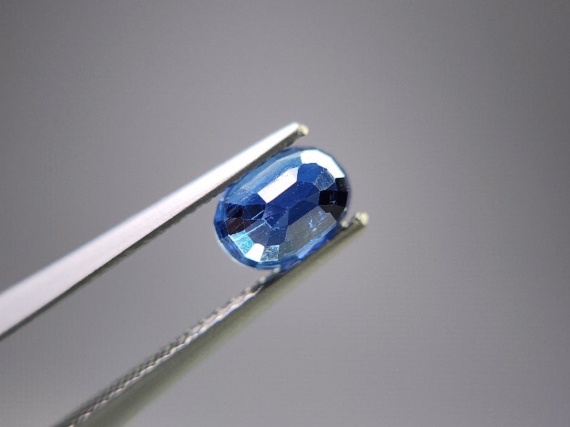 0035-1-26　カイヤナイト　1.35ct