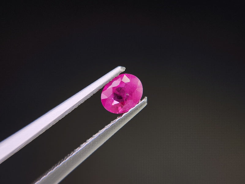 0013-6　ルビー　0.38ct