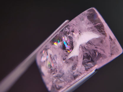 0908-7　虹入り！モルガナイト　16.39ct