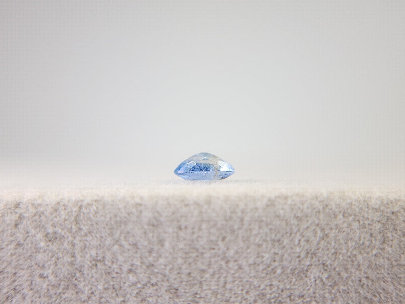 0220-1　ジェレメジェバイト　0.22ct