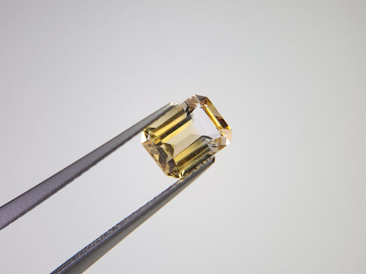 0365-6-3　バイカラーシトリン　1.37ct