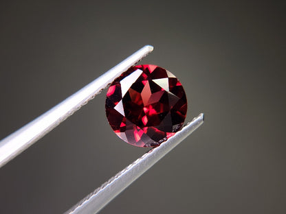 0910-5-12　ガーネット　2.29ct