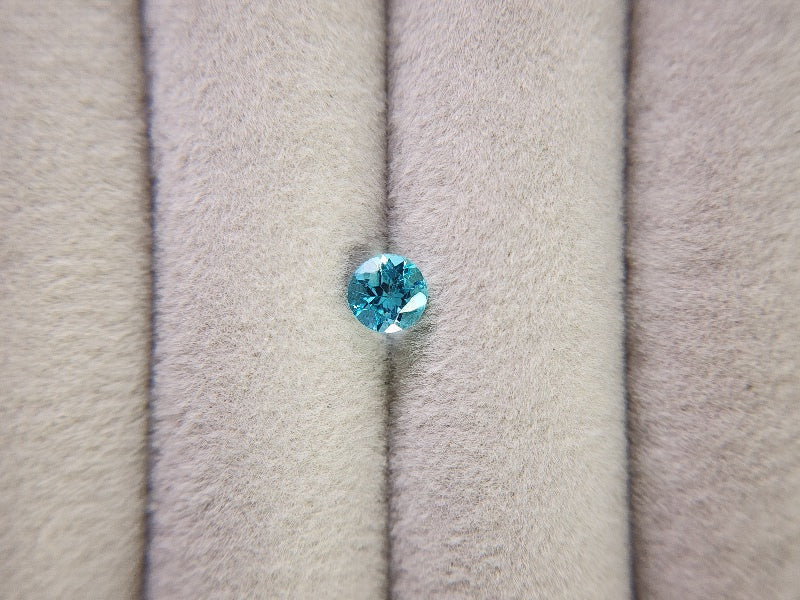 0471-4　アパタイト　0.64ct