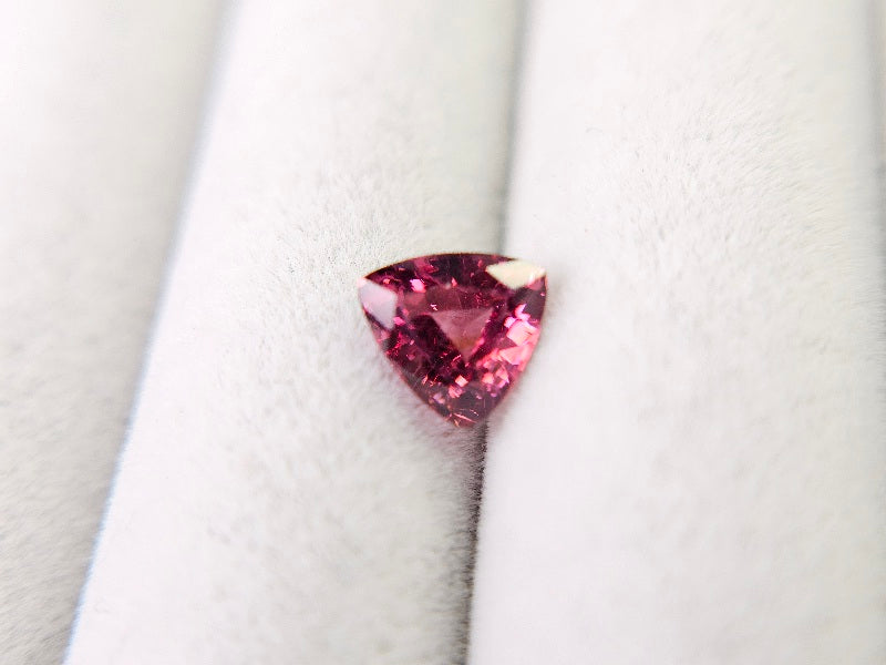 RDGA-8　ロードライトガーネット　1.11ct