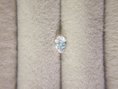 0762-18　アンデシンラブラドライト　0.39ct