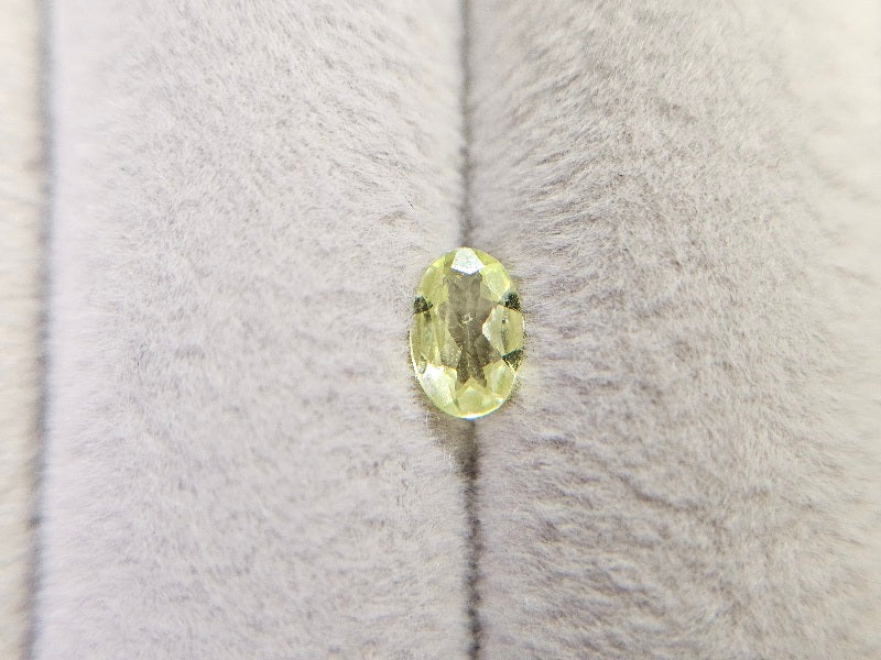 PCRS-8　パロットクリソベリル　0.45ct