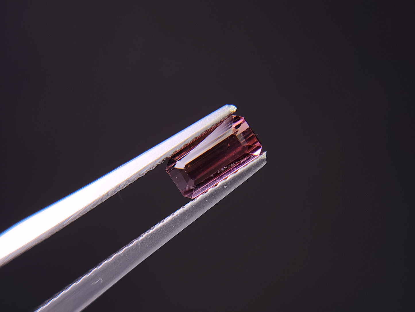 0879-12　トルマリン　0.77ct