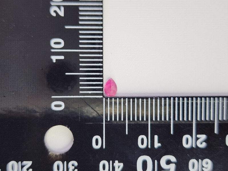 0286-1　レッドベリル　0.11ct