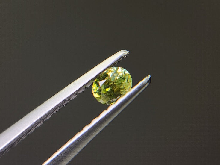 0932-1-12　スフェーン　0.12ct