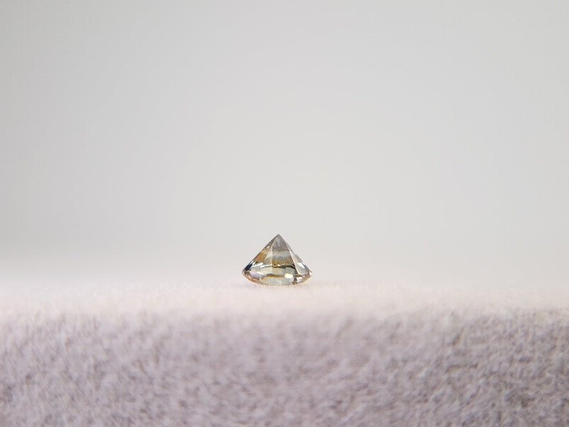 0090-27　モンタナサファイア　0.15ct