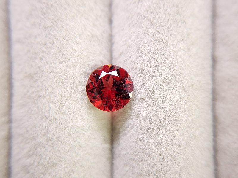0910-2-5　ガーネット　1.57ct