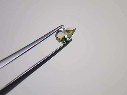 0644-9-4　ゾイサイト　0.39ct