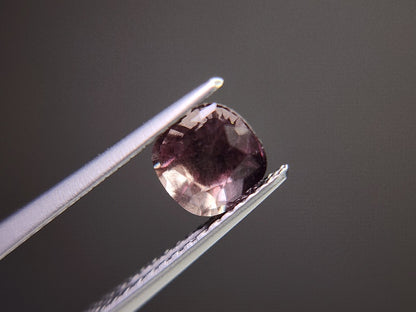 ccGA-19　カラーチェンジガーネット　1.35ct