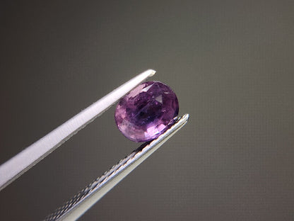 SA-65　蛍光！サファイア　0.96ct