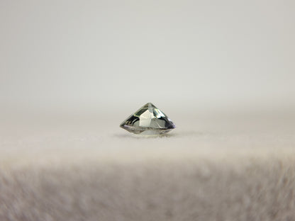 0657-23-4　ゾイサイト　0.37ct