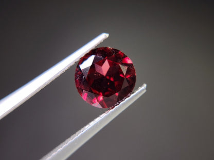0910-5-8　ガーネット　1.97ct