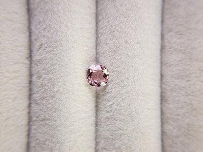 pi-TRM-2　ピンクトルマリン　0.52ct