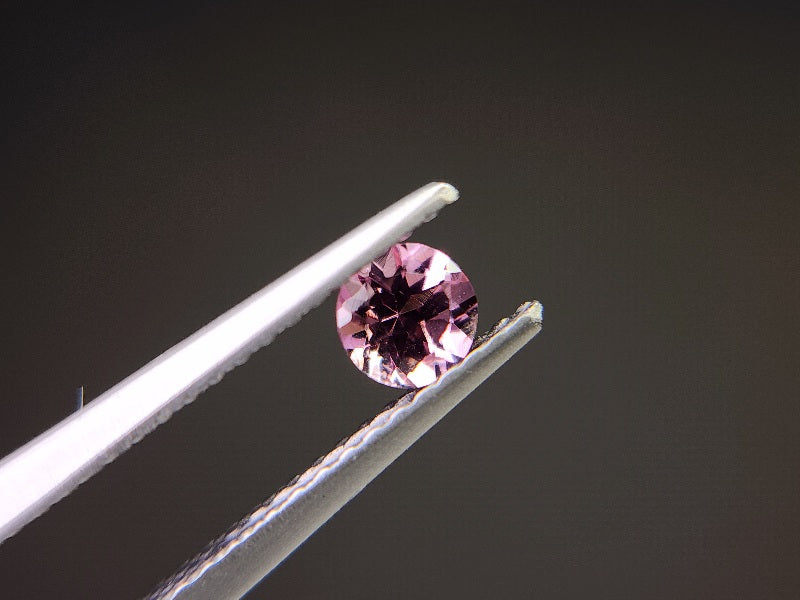 0823-15　スピネル　0.31ct