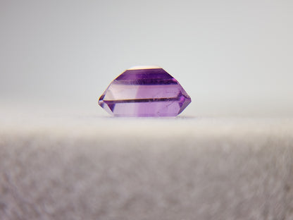 0918-3-3　アメジスト　1.62ct