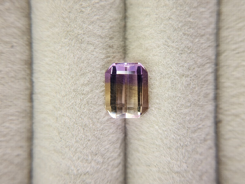 AMT-16　アメトリン　2.22ct