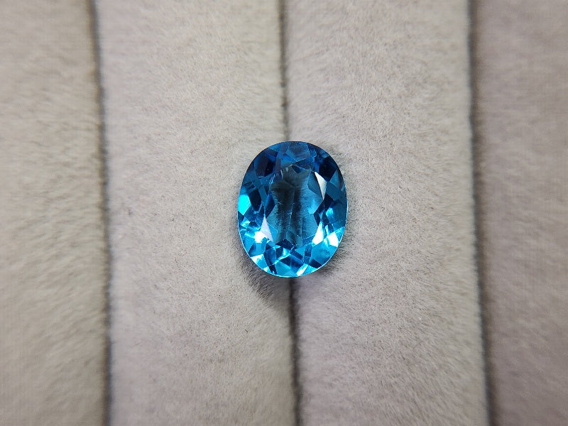 bl-TO-2　ブルートパーズ　4.14ct