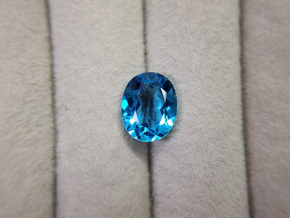 bl-TO-2　ブルートパーズ　4.14ct