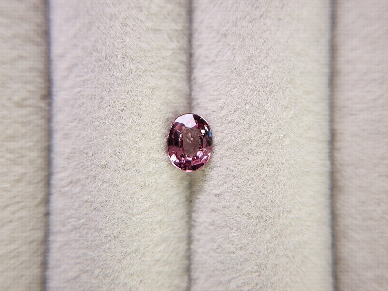 ccGA-4　カラーチェンジガーネット　0.81ct