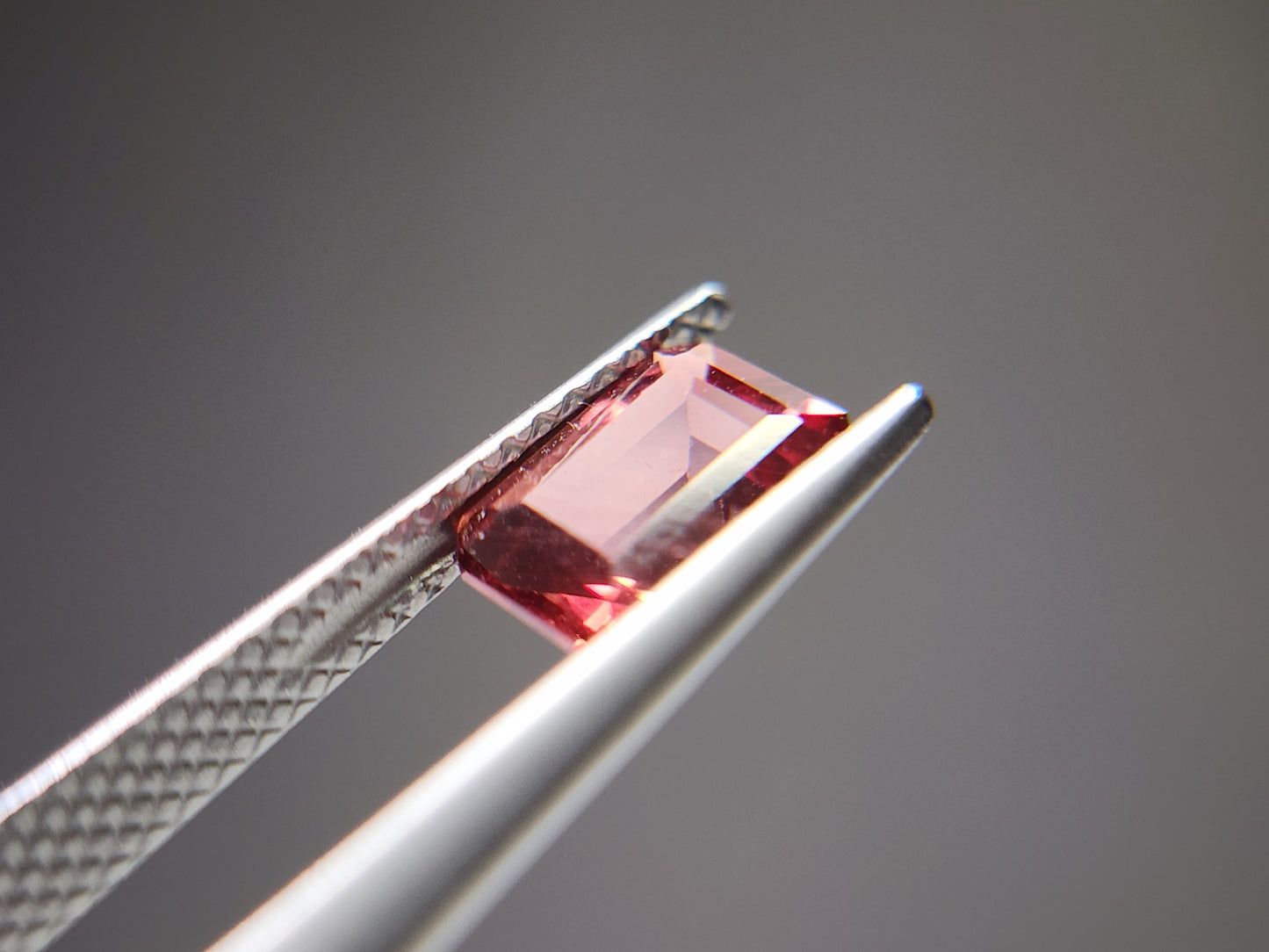 0151-3-5　バイカラーアンデシン　1.02ct