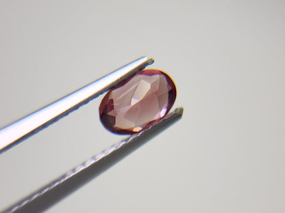 0152-2-14　バイカラーアンデシン　0.43ct