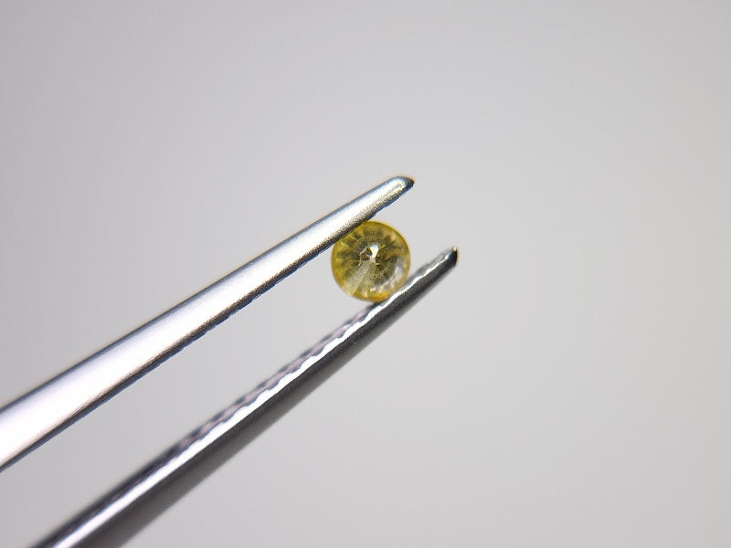 yeDM-6　イエローダイヤモンド　0.07ct