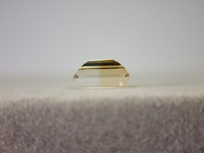 0365-6-4　バイカラーシトリン　1.29ct