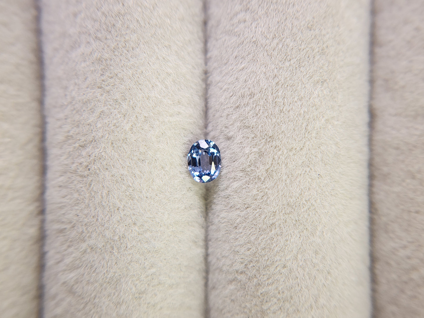0929-7　ブルースピネル　0.20ct