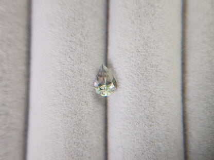 0644-10-2　ゾイサイト　0.41ct