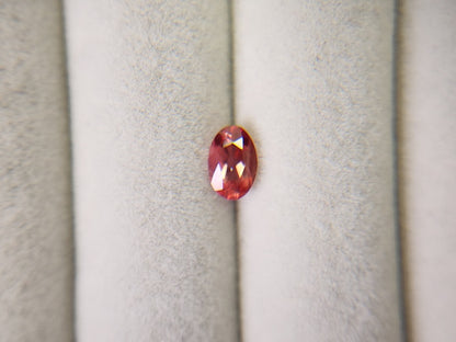 0152-1-18　バイカラーアンデシン　0.42ct